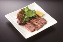 Grilled beef tongue