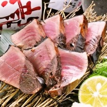 Seared skipjack tuna