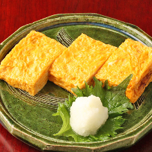 Japanese-style rolled omelet