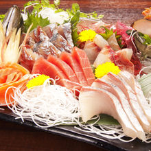 Assorted sashimi