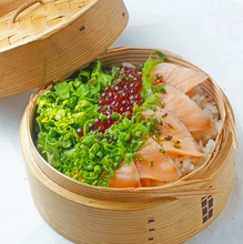 Kaisen Wappa Meshi (seafood cooked in a thin wooden container) Kaisen Wappa Meshi (seafood cooked in a thin wooden container)