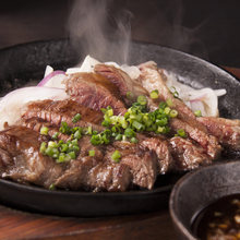 Teppan-grilled beef skirt steak