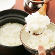 Kamataki Gohan (rice in a metal pot)