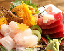 Assorted sashimi