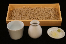 Itasoba (buckwheat noodles served in a wooden box)