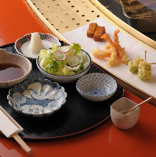 13,200 JPY Course (12 Items)