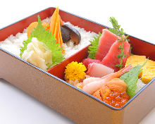 Chirashi sushi