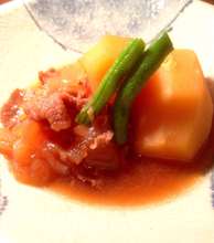 Nikujaga (simmered meat and potatoes)