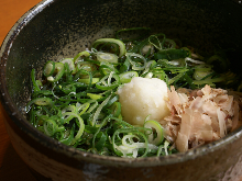 Buckwheat noodles with grated daikon radish