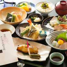 6,050 JPY Course (9 Items)