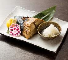 Grilled fish head