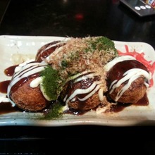 Takoyaki (octopus balls)