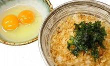 Tamagokake gohan (rice with raw egg)