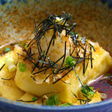 Deep-fried tofu in broth