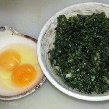 Tamagokake gohan (rice with raw egg)