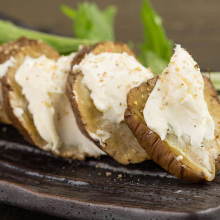 Cream cheese and smoked daikon pickles