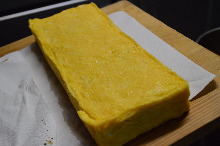 Thick Japanese omelet