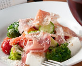 Raw ham salad