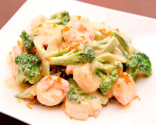 Stir-fried shrimp with mayonnaise