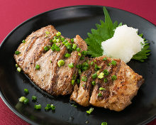 Tuna steak