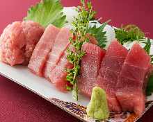 Assorted tuna sashimi