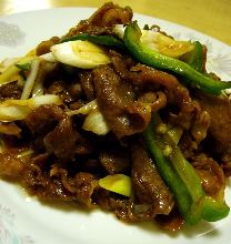 Stir-fried beef with oyster sauce