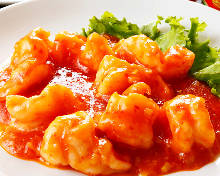 Stir-fried shrimp in chili sauce