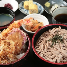 Tempura rice bowl meal set