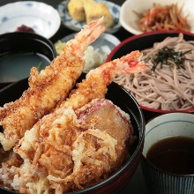 Tempura rice bowl and soba meal set