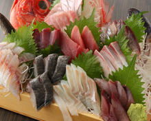 Assorted sashimi