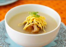 Gomtang soup