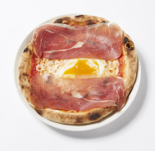 Prosciutto and codded egg pizza