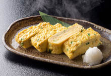 Japanese-style rolled omelet