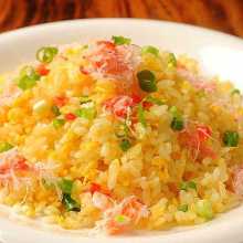 Fried rice with crab