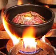 Seared beef rice bowl