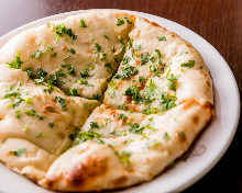 Cheese naan