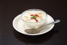 Yogurt served with fruits