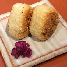 Grilled rice ball