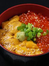 Sea urchin and salmon roe rice bowl