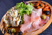 Assorted tapas, 3 kinds