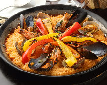 Seafood paella