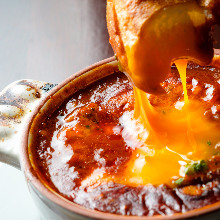 Beef tendon stewed in red wine