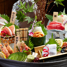 Assorted sashimi