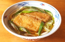 Wheat noodles with sweet fried tofu