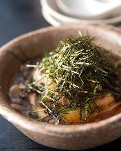 Deep-fried tofu in broth