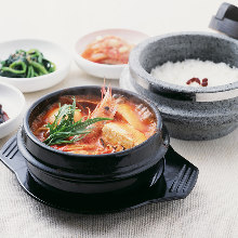 Sundubu (Sundubu-jjigae)