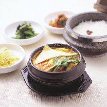 Sundubu (Sundubu-jjigae)