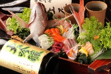 Assorted sashimi