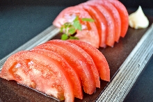 Sliced tomato