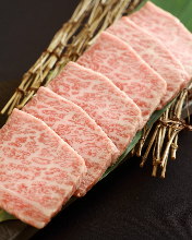 Marbled meat yakiniku